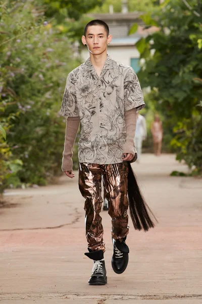 Look 21